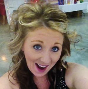 Meet your Posher, Lorah lynn